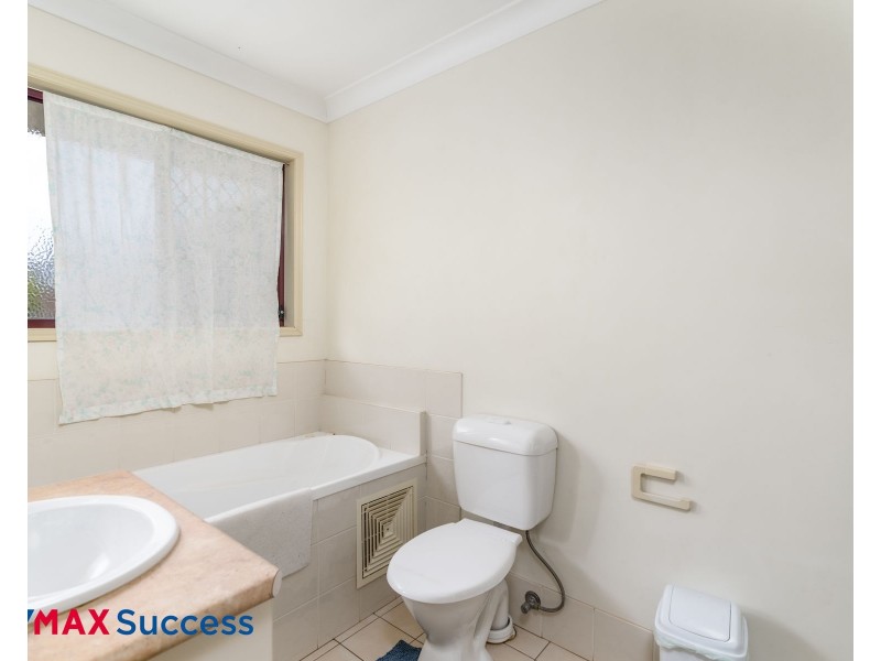 1/1A Boxsall Street, Newtown QLD 4350