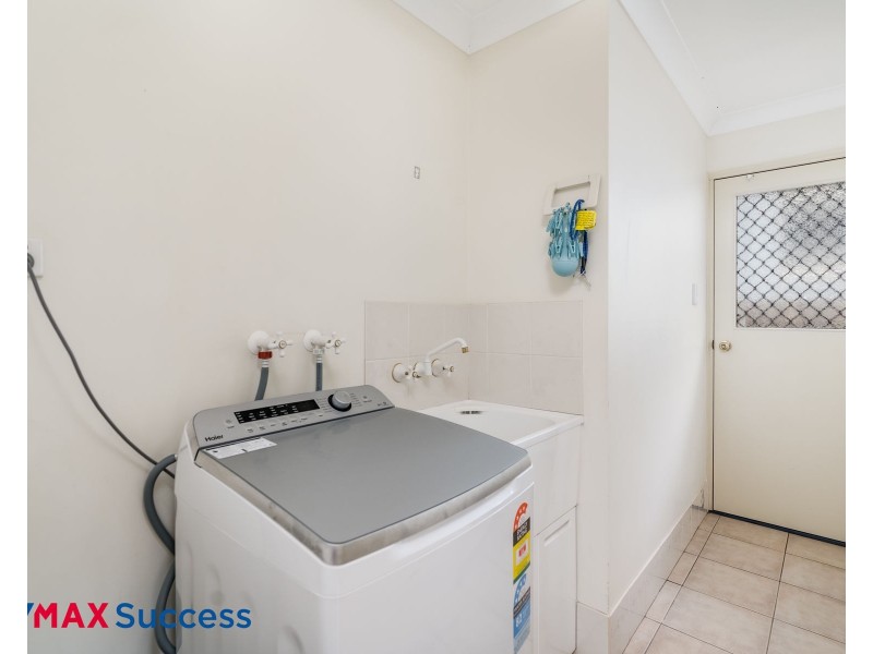1/1A Boxsall Street, Newtown QLD 4350