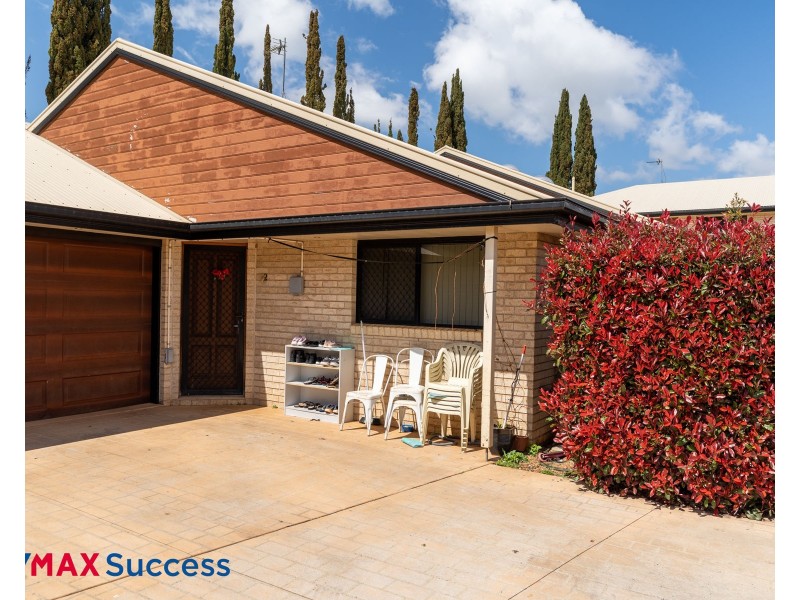 2/28 Pascoe Lane, Harlaxton QLD 4350
