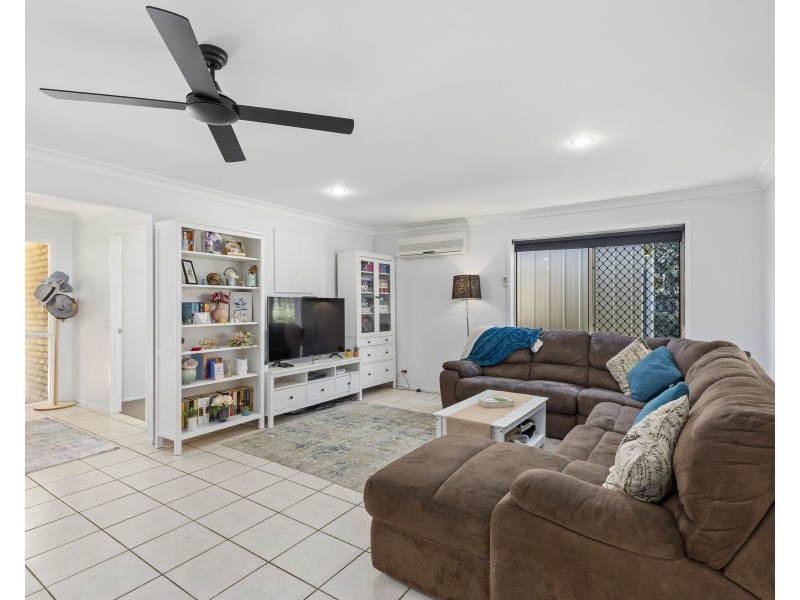 3 Amethyst Court, Griffin QLD 4503