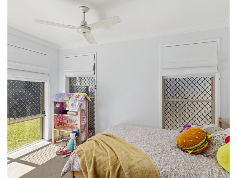 3 Amethyst Court, Griffin QLD 4503