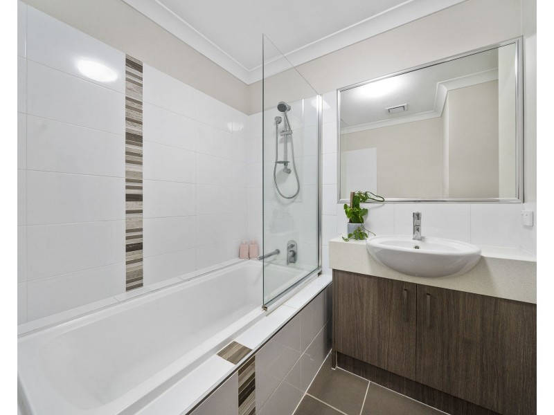 1/57a Mort Street, North Toowoomba QLD 4350