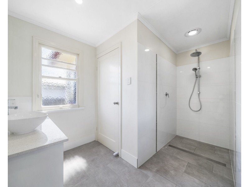 10 Clifton Street, Greenmount QLD 4359