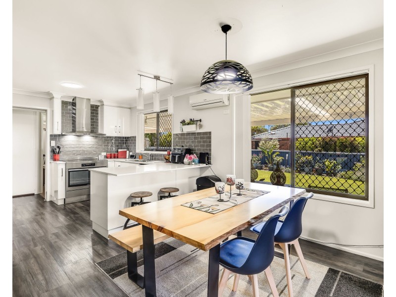 8 Bischof Street, Wilsonton Heights QLD 4350