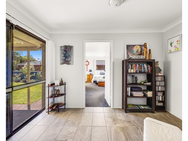 8 Bischof Street, Wilsonton Heights QLD 4350