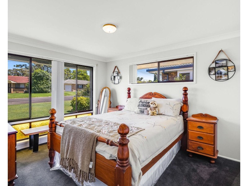 8 Bischof Street, Wilsonton Heights QLD 4350