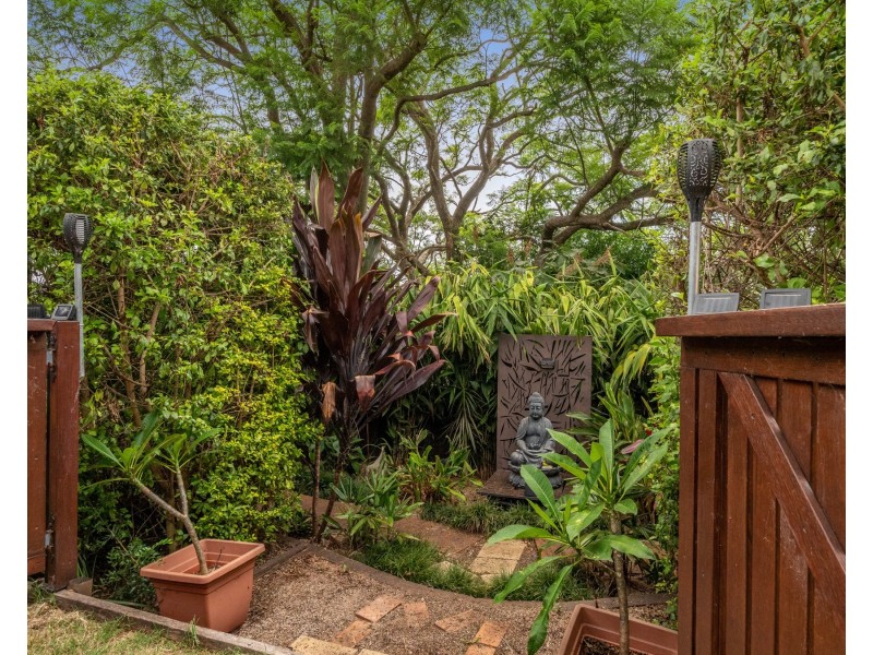 2 Bullock Street, Rockville QLD 4350