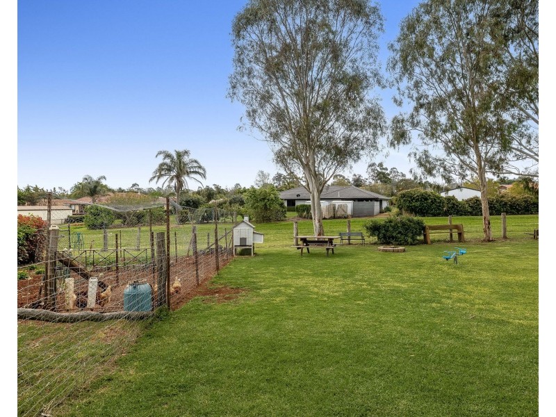 6 Donaghy Court, Highfields QLD 4352