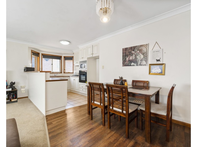 2/484-486 West Street, Kearneys Spring QLD 4350