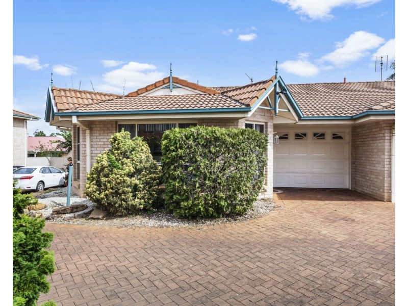 2/484-486 West Street, Kearneys Spring QLD 4350