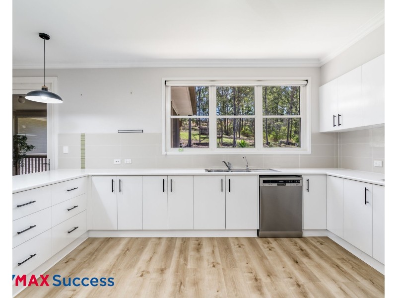 70 Dobel Drive, Upper Lockyer QLD 4352