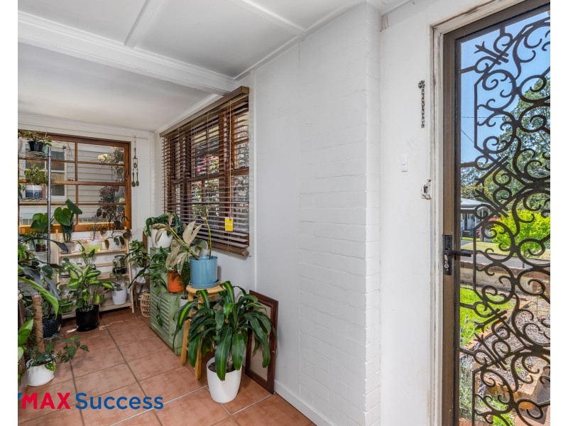 25 Helen Street, Newtown QLD 4350