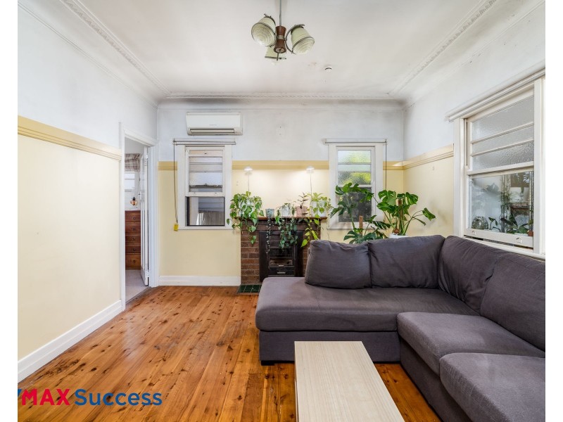25 Helen Street, Newtown QLD 4350