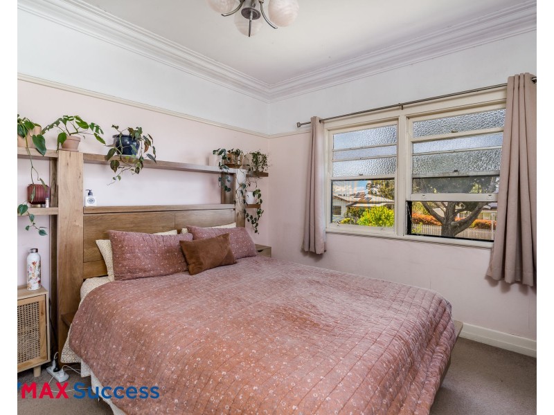 25 Helen Street, Newtown QLD 4350