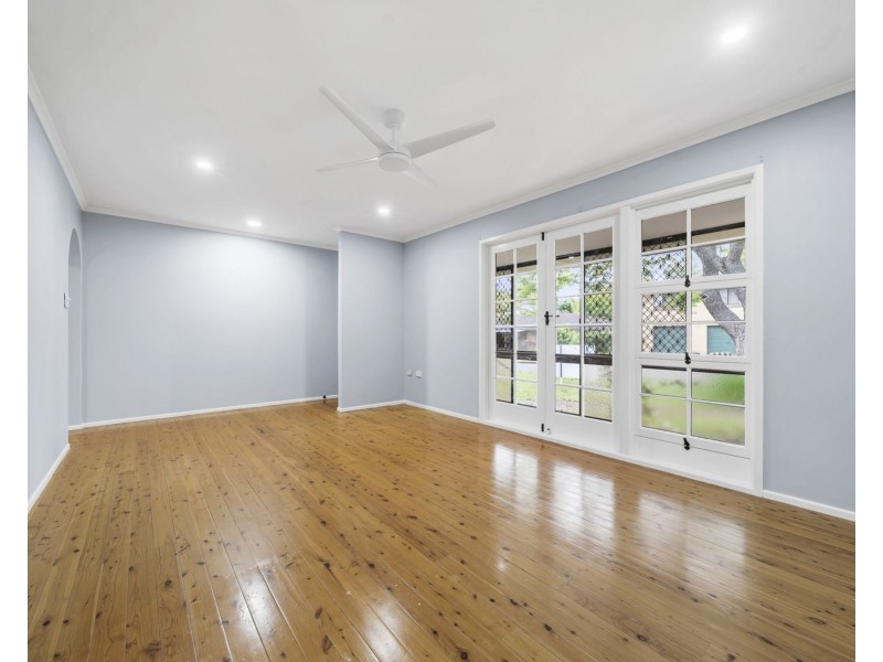 4 Clewley Crescent, Rangeville QLD 4350