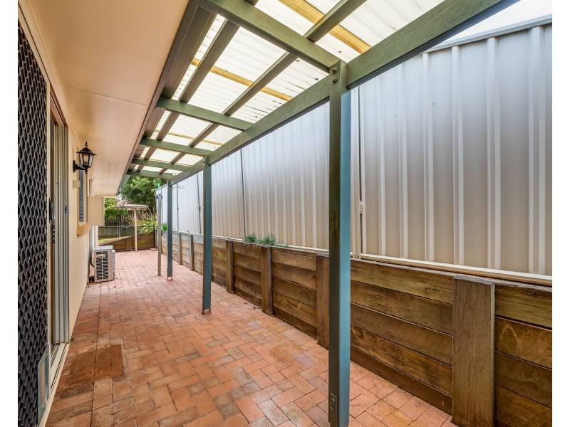 6/303 Spring Street, Kearneys Spring QLD 4350