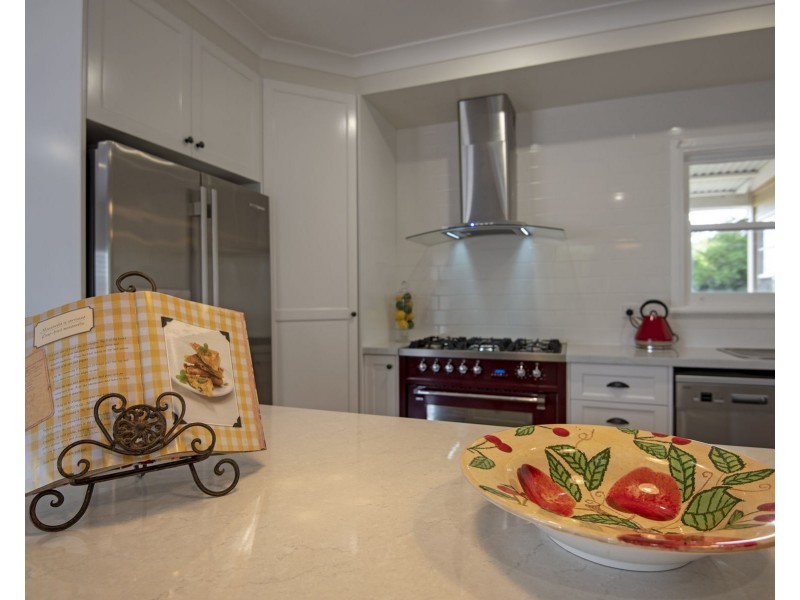 20 Leichhardt Street, Centenary Heights QLD 4350