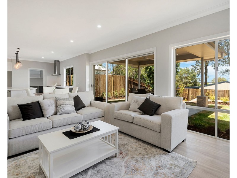 87A Mackenzie Street, Mount Lofty QLD 4350