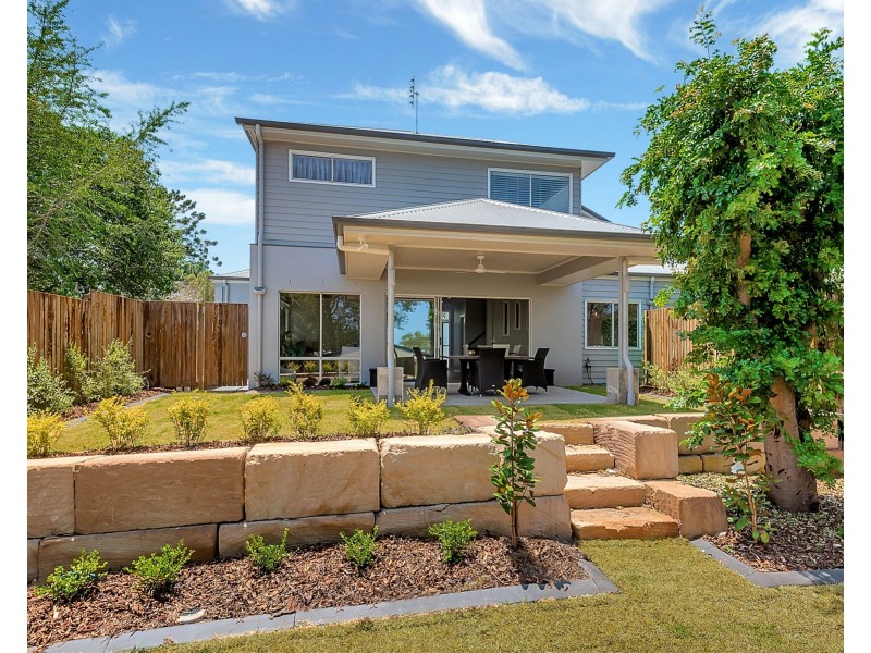 87A Mackenzie Street, Mount Lofty QLD 4350