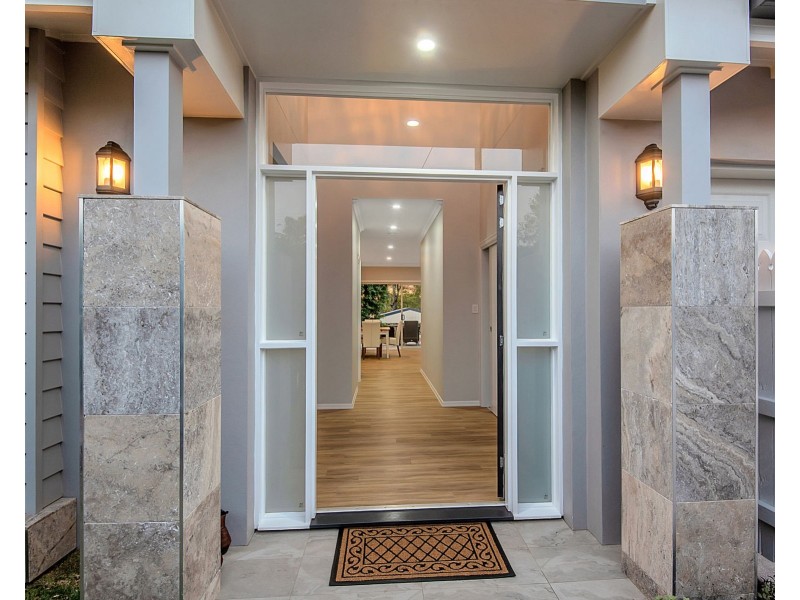 87A Mackenzie Street, Mount Lofty QLD 4350