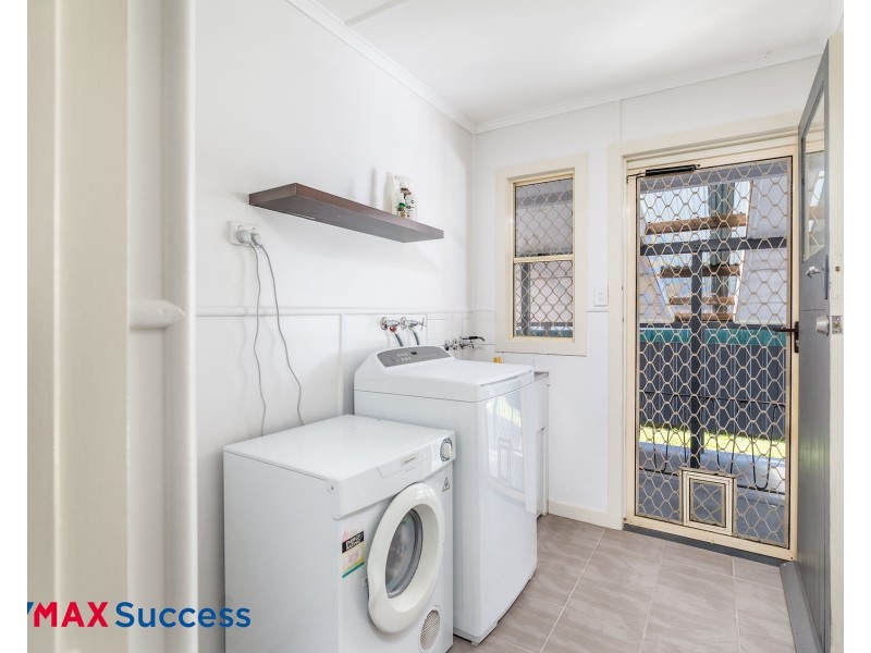 16 Erbacher Street, Centenary Heights QLD 4350