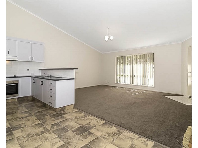 16/19A Gladstone Street, Newtown QLD 4350