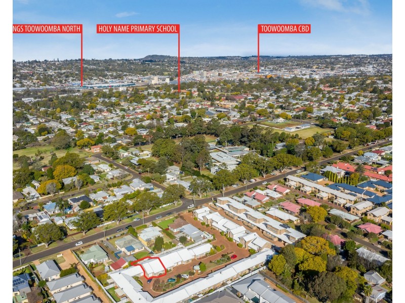 16/19A Gladstone Street, Newtown QLD 4350