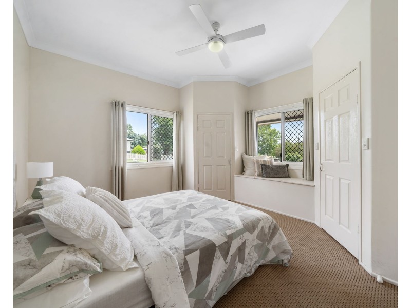 27 Perry Street, Harlaxton QLD 4350