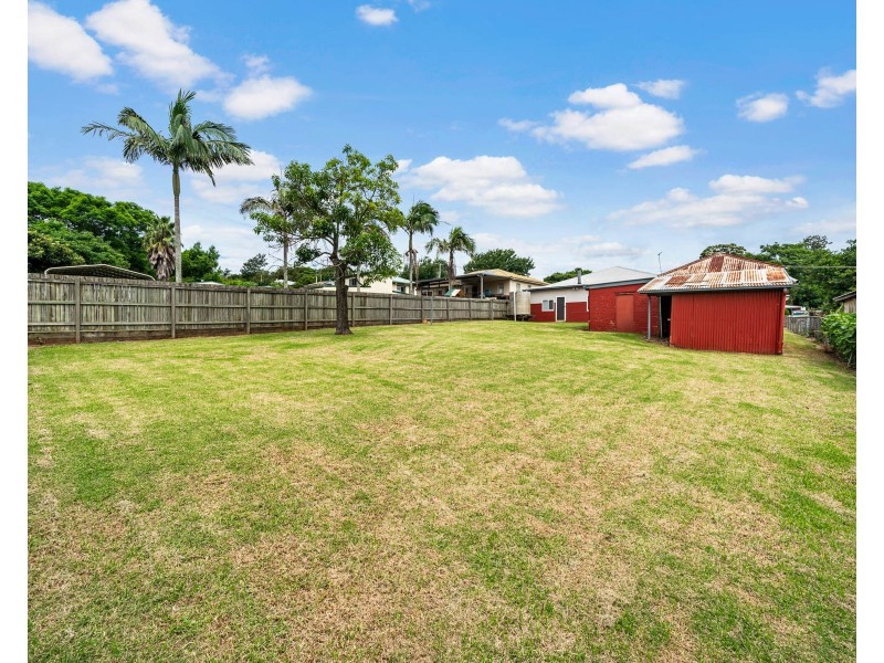 27 Perry Street, Harlaxton QLD 4350