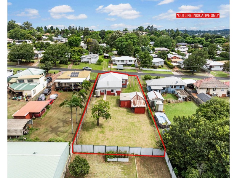 27 Perry Street, Harlaxton QLD 4350