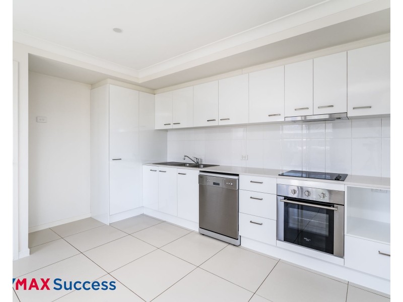 3 Magpie Drive, Cambooya QLD 4358
