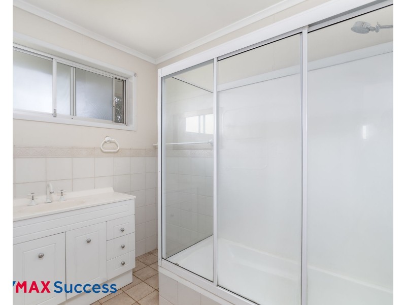 31 Boyett Street, Centenary Heights QLD 4350