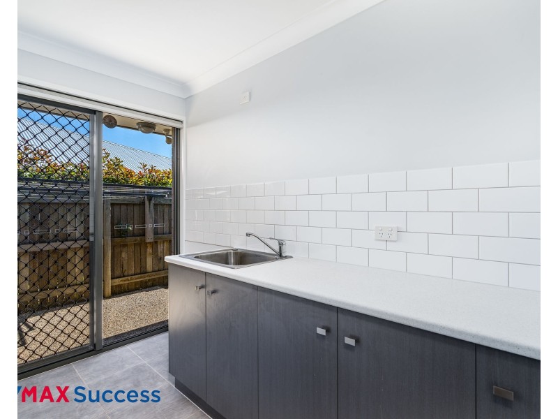 15 Entabeni Drive, Kearneys Spring QLD 4350