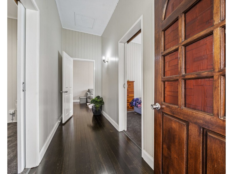 27 Hartwig Street, Goombungee QLD 4354