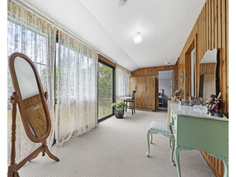 27 Hartwig Street, Goombungee QLD 4354
