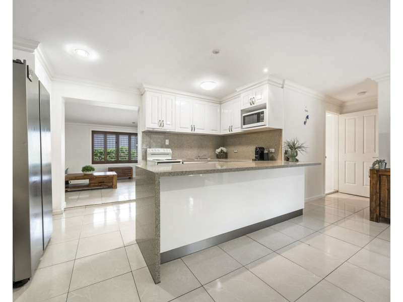 36 Larnook Street, Upper Lockyer QLD 4352