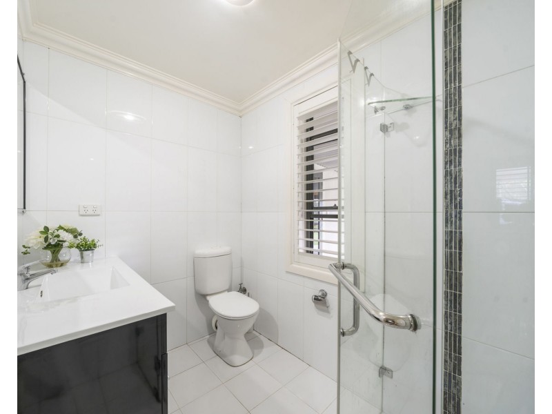 36 Larnook Street, Upper Lockyer QLD 4352