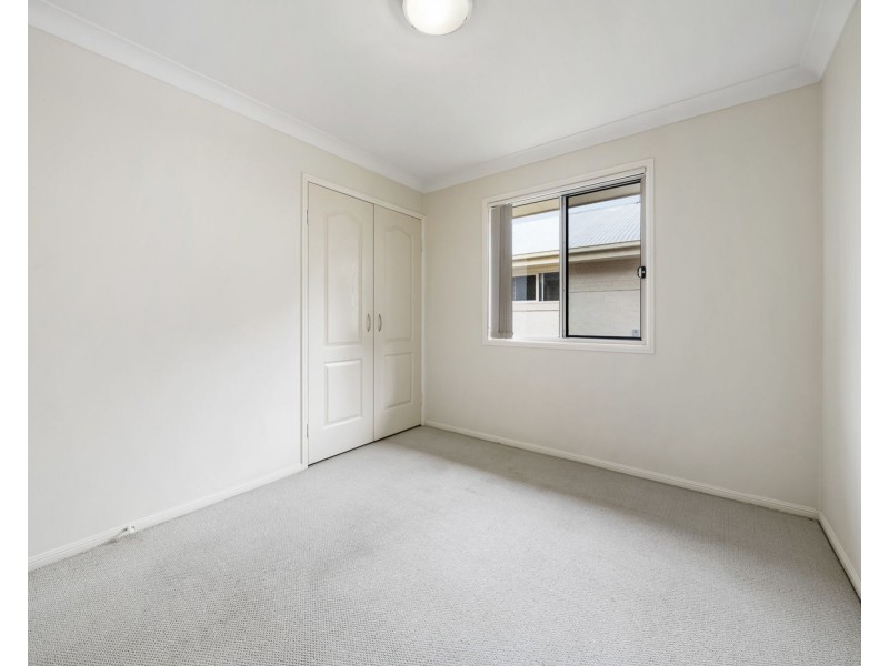3/11 Gladstone Street, Newtown QLD 4350