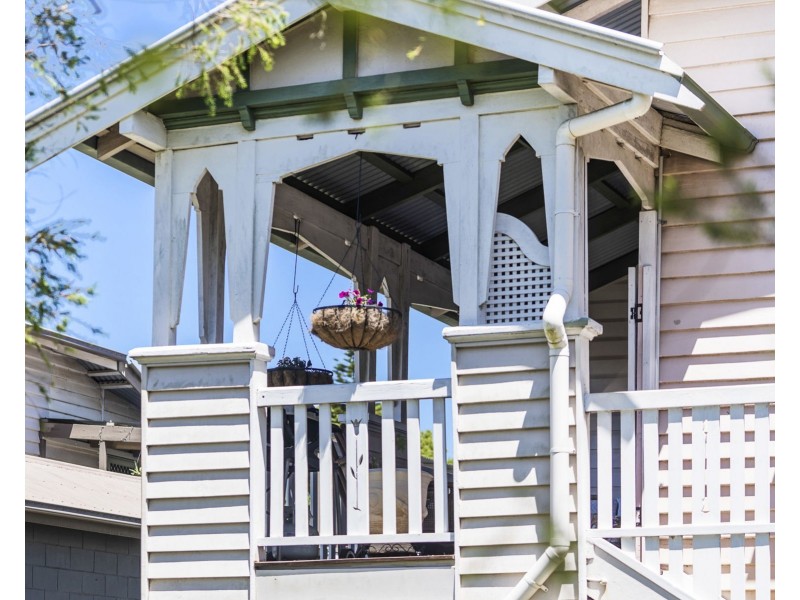 123 West Street, Newtown QLD 4350