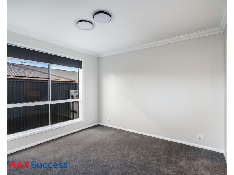 1/12 Kirklees Street, Newtown QLD 4350