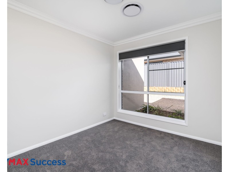 1/12 Kirklees Street, Newtown QLD 4350