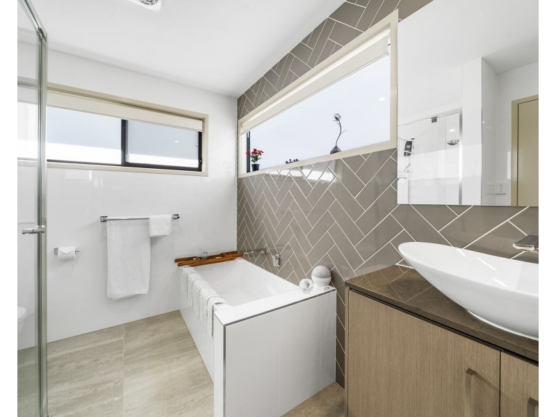 17/18-20 Tourist Road, East Toowoomba QLD 4350