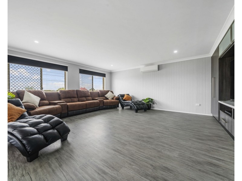 12 Belclaire Drive, Westbrook QLD 4350