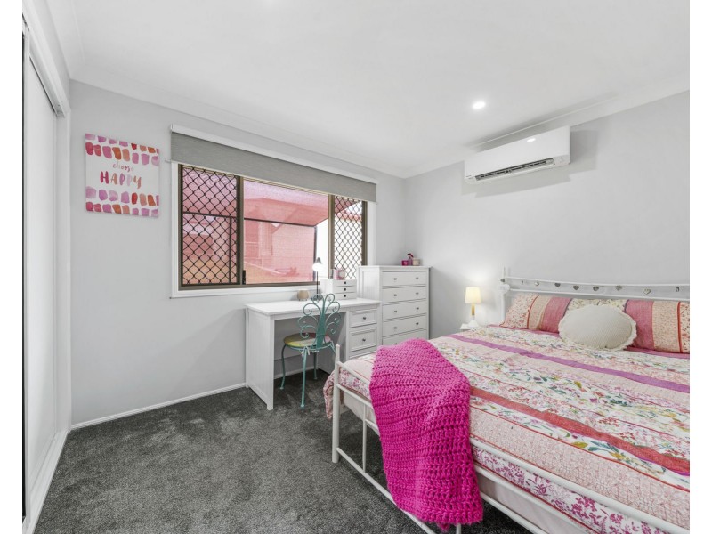 12 Belclaire Drive, Westbrook QLD 4350