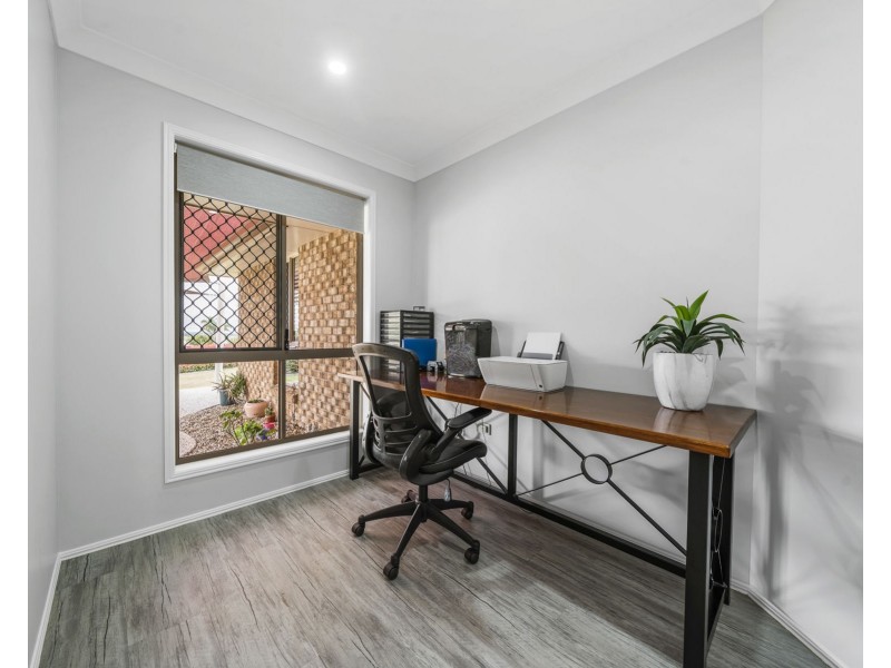 12 Belclaire Drive, Westbrook QLD 4350