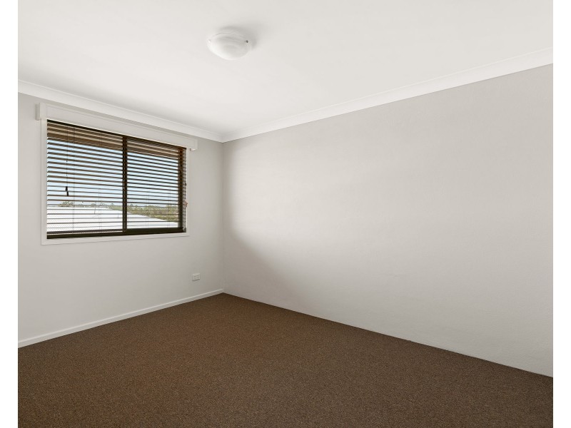 9/14 Mirle Street, Newtown QLD 4350