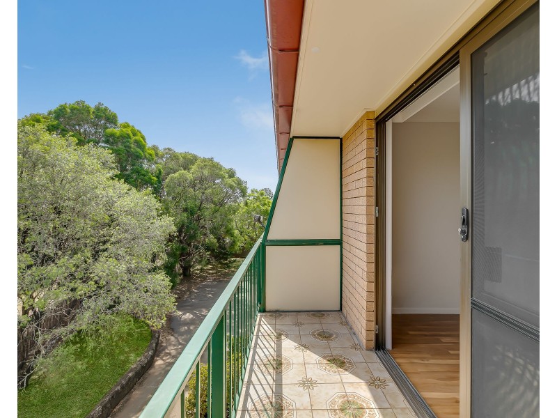 9/14 Mirle Street, Newtown QLD 4350