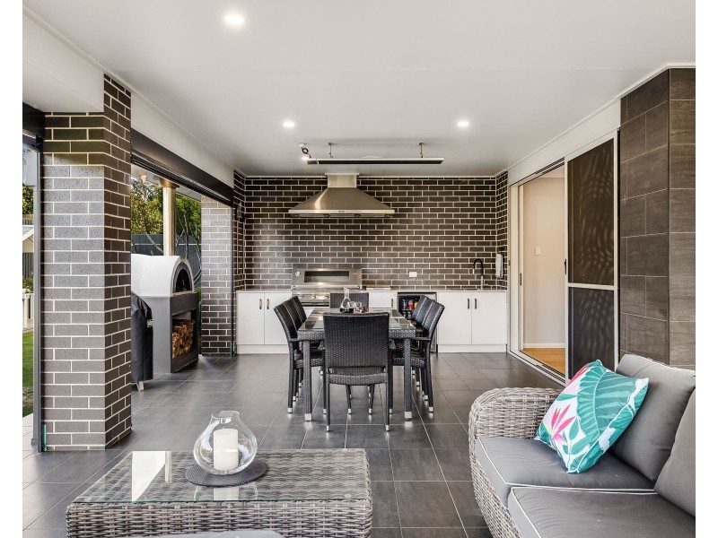 12 Daniells Close, Middle Ridge QLD 4350