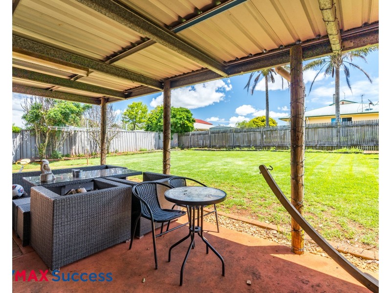 285 Greenwattle Street, Cranley QLD 4350