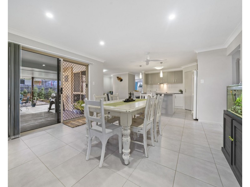 10 Dove Crescent, Kleinton QLD 4352